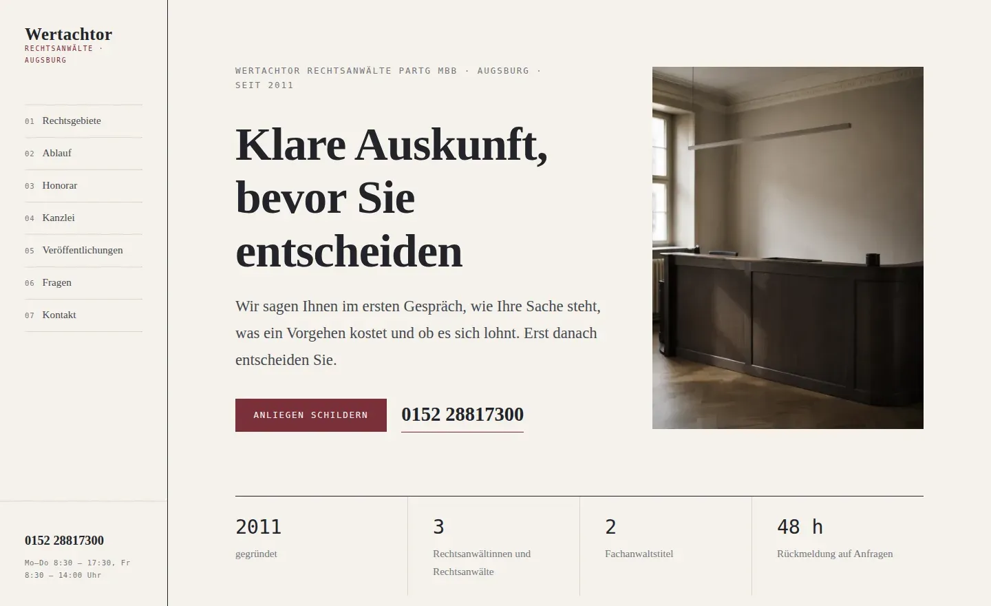Live-Demo einer Rechtsanwaltskanzlei-Website von DariaTech – Startseite mit Erstberatungs-Anfrage